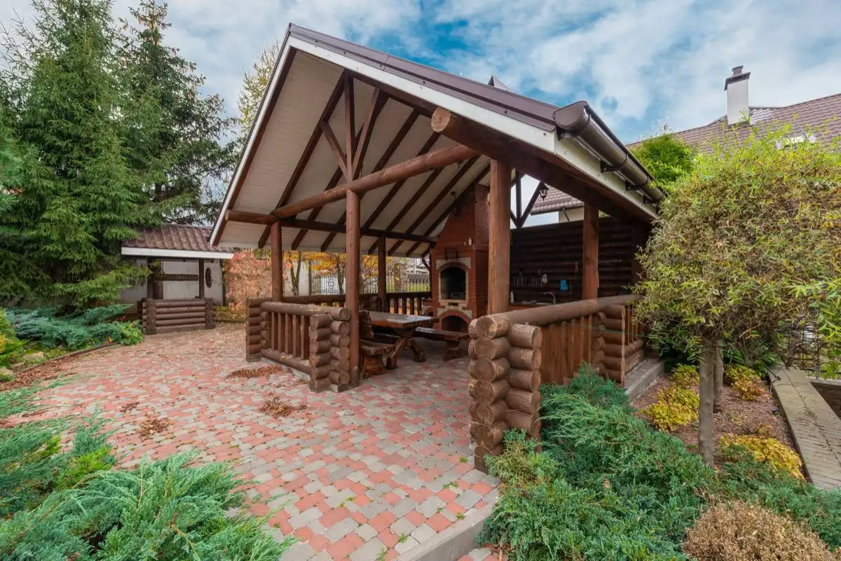 Pool Cages & Pool Enclosures in Melbourne, FL